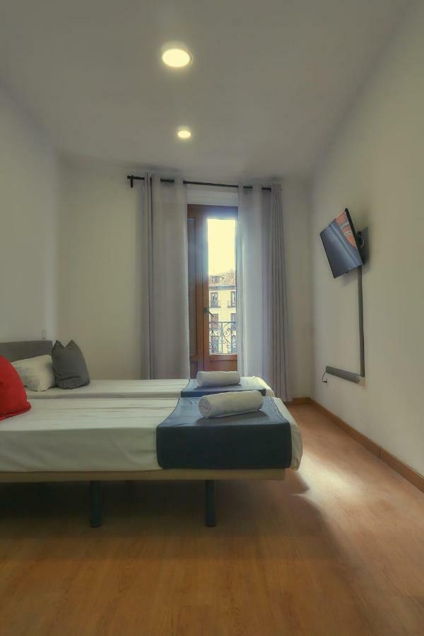 Gs Latina Hotel Madrid Bagian luar foto