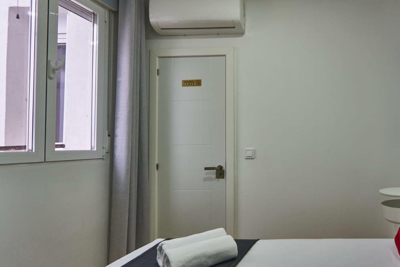 Gs Latina Hotel Madrid Bagian luar foto