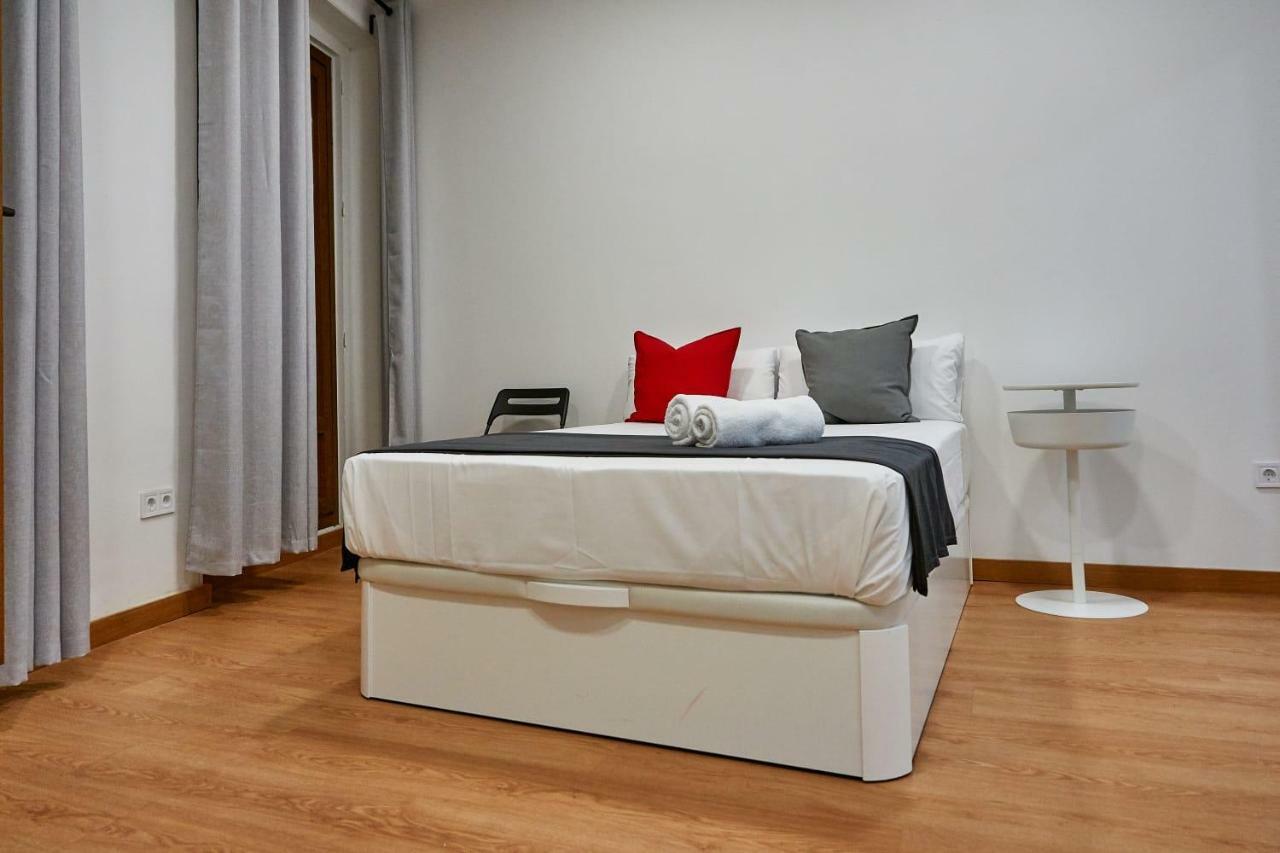 Gs Latina Hotel Madrid Bagian luar foto